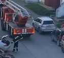 Огнеборцы потушили пожар в пятиэтажке на Милицейской в Южно-Сахалинске