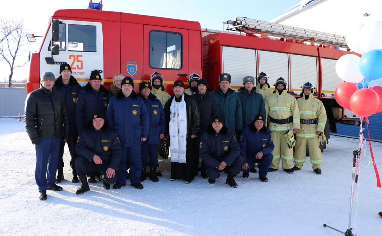 Два новых пожарных депо открыли на Сахалине
