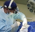 Множественные переломы шейных позвонков: приморец неудачно прыгнул в бассейн