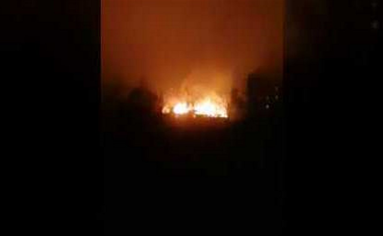 Три гаража сгорели в Новоалександровске
