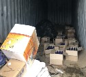 Более 6 тысяч бутылок незаконного алкоголя изъяли сахалинские полицейские 