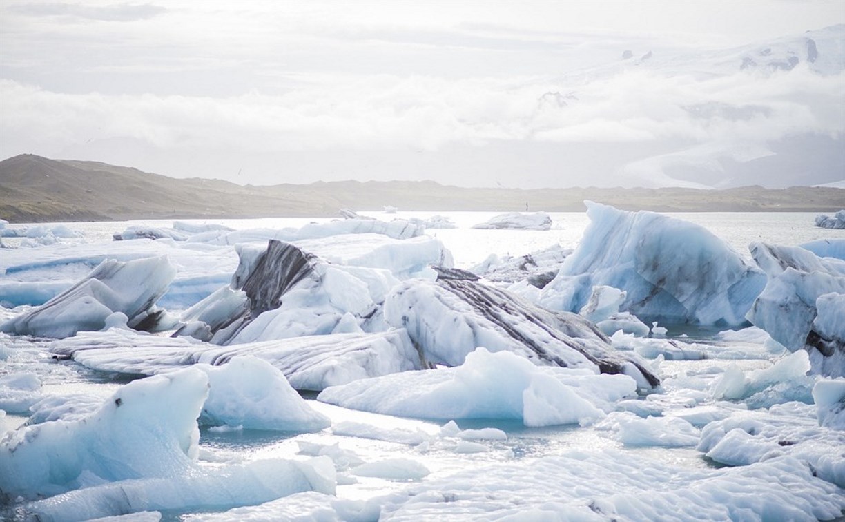 У юго-восточного побережья Сахалина можно порыбачить на льду