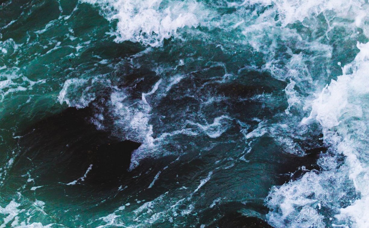 Четырёхметровые волны спрогнозировали у берегов Курил
