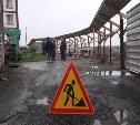 Строители заблокировали жильцов пятиэтажки в Южно-Сахалинске