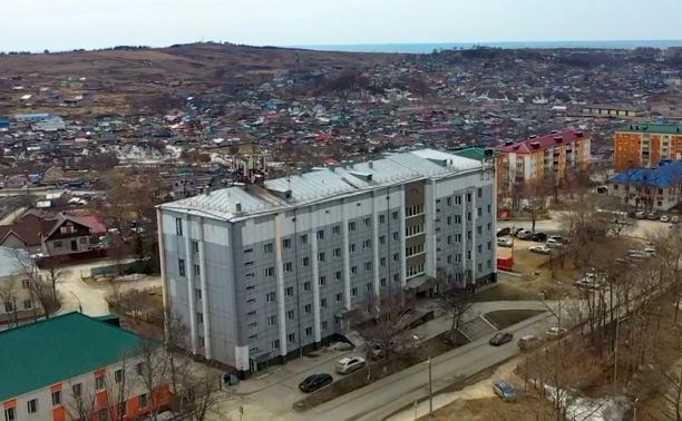В Корсакове обсудили ковид, нехватку врачей и новое инфекционное отделение