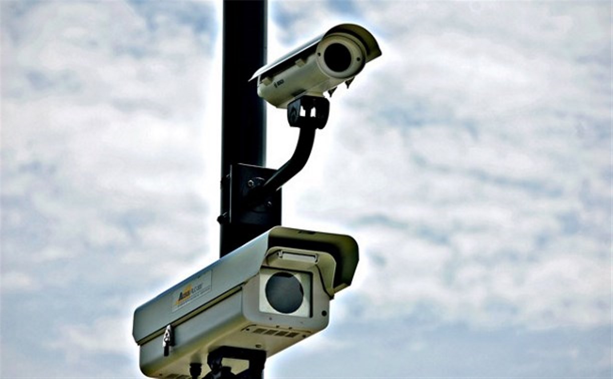В Углегорске расстреляли камеры видеофиксации нарушений на дорогах