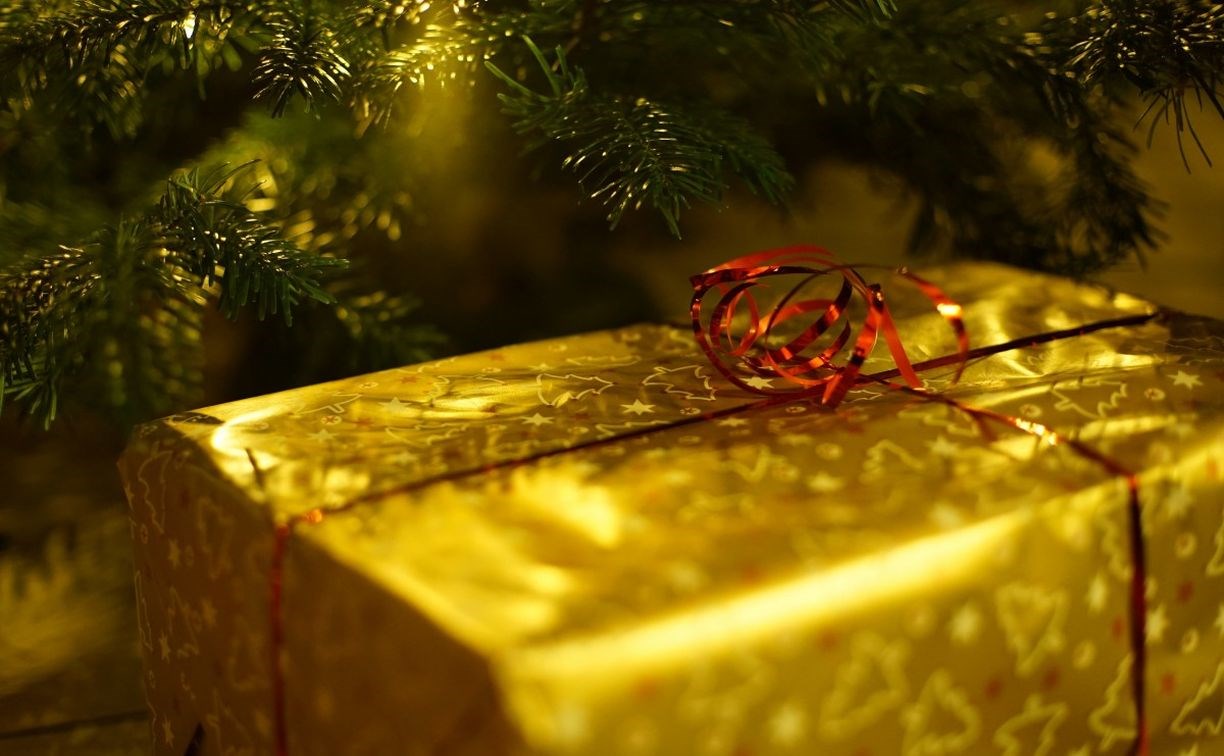 Что бы вы хотели получить на Новый год? Astv.ru собирает пожелания сахалинцев