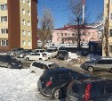 "Сколько ещё должно пострадать детей?": Вишневский назвал причину ДТП во дворах Южно-Сахалинска