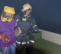 «Пострадавших» искали пожарные в Сахалинском театре кукол