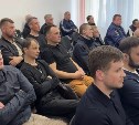 Многодетному ветерану СВО помогут найти работу и получить арендное жилье на Сахалине