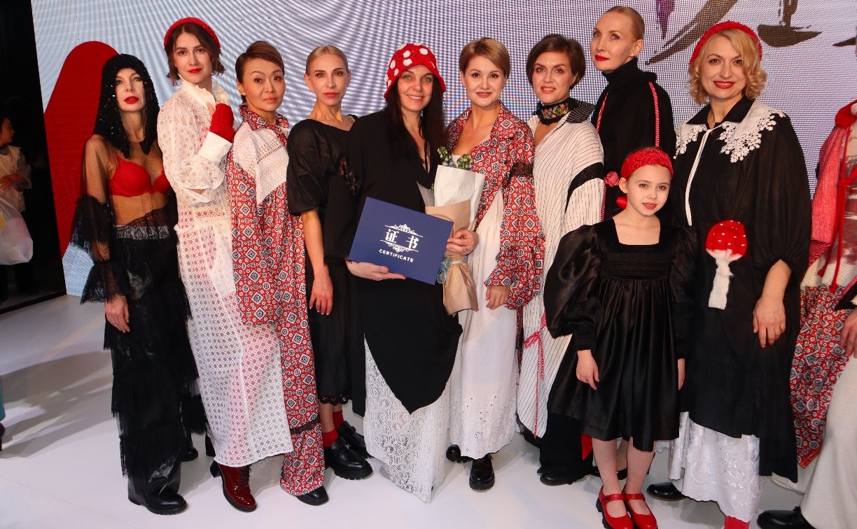 Сахалинские модели представили работы российского дизайнера на fashion-показе в Китае 