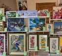 Выставка творческих работ маломобильных южносахалинцев открылась в областной библиотеке