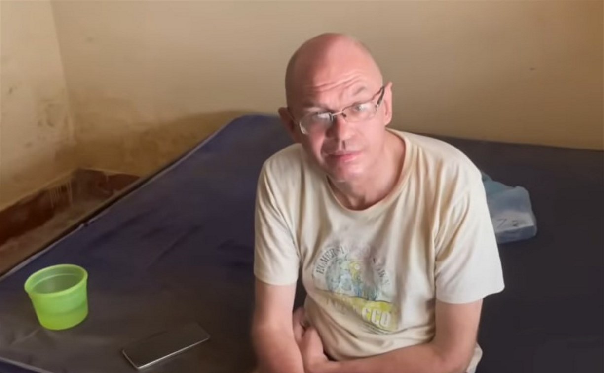 "Приехал в Африку и стал нищим": история педагога с Сахалина, бросившего всё ради сафари