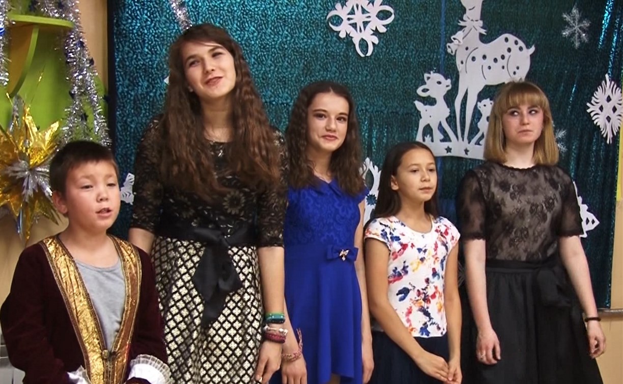 Специалисты ООО «РН-Сахалинморнефтегаз» устроили праздник для маленьких охинцев