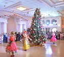 На большое новогоднее представление в Южно-Сахалинск приехали  500 школьников 