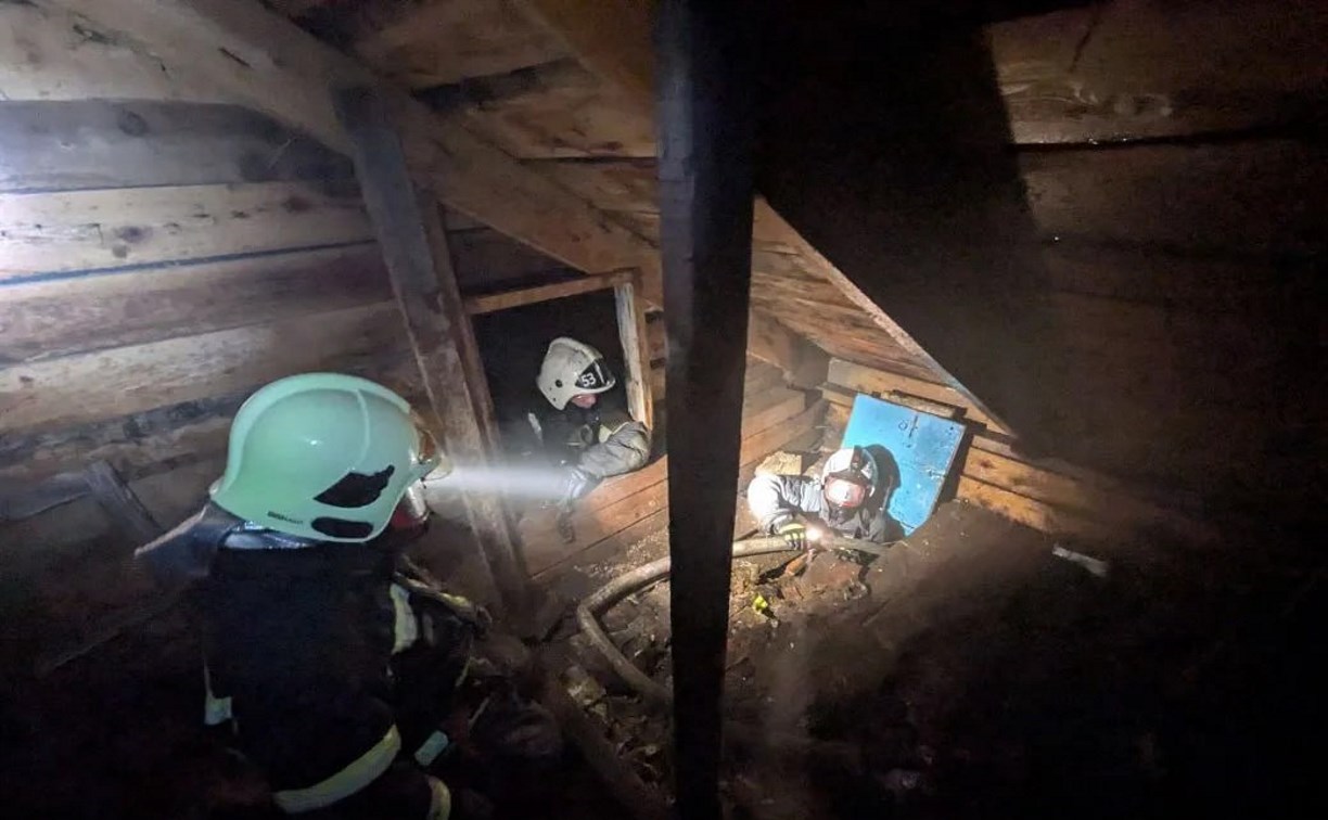 Пожар в частном доме потушили в Северо-Курильске Пожар в частном доме потушили в Северо-Курильске