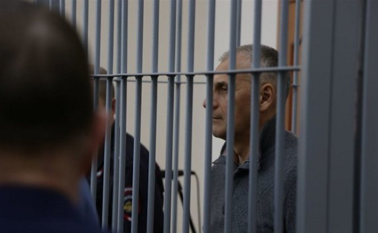 На Сахалине продолжается оглашение приговора экс-губернатору Хорошавину и его команде