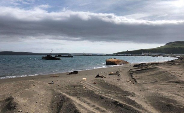 На Парамушире из моря вытащили 28 судов: работы запечатлели с беспилотника