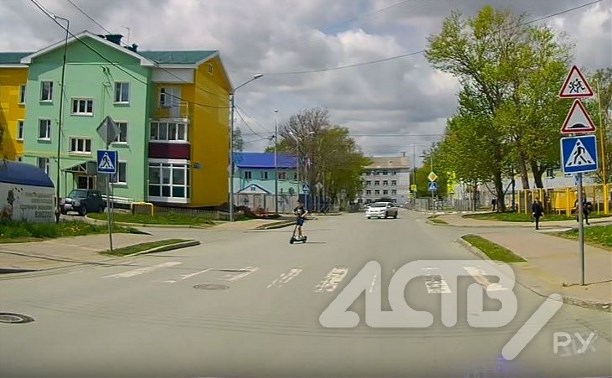 "Ещё один родителям не нужен": ребенок на электросамокате пролетел по центру дороги в Южно-Сахалинске