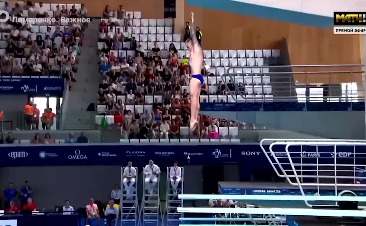 Губернатор поздравил сахалинца с блестящим выступлением на чемпионате Европы по водным видам спорта