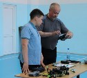 В новой школе на 800 мест в Макарове детей учат создавать беспилотники