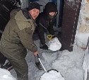 "Откопался сам - откопай другого!": в Долинском районе запустили челлендж #СнежныйДесант