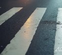 Грузовик чуть не сбил женщину в Южно-Сахалинске