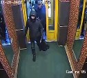 Подозреваемого в краже денег с чужих карт ищет сахалинская полиция
