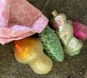 У работников мусорного полигона на Сахалине не поднялась рука уничтожить ёлочные игрушки времён СССР 