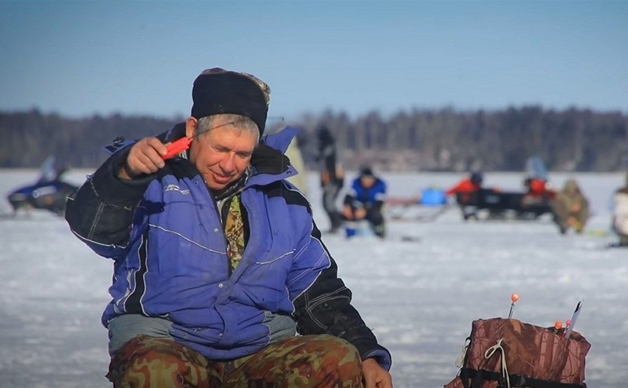 "Мужик-богодул": авторы сахалинского паблика оскорбили островного рыбака из клипа Сумишевского