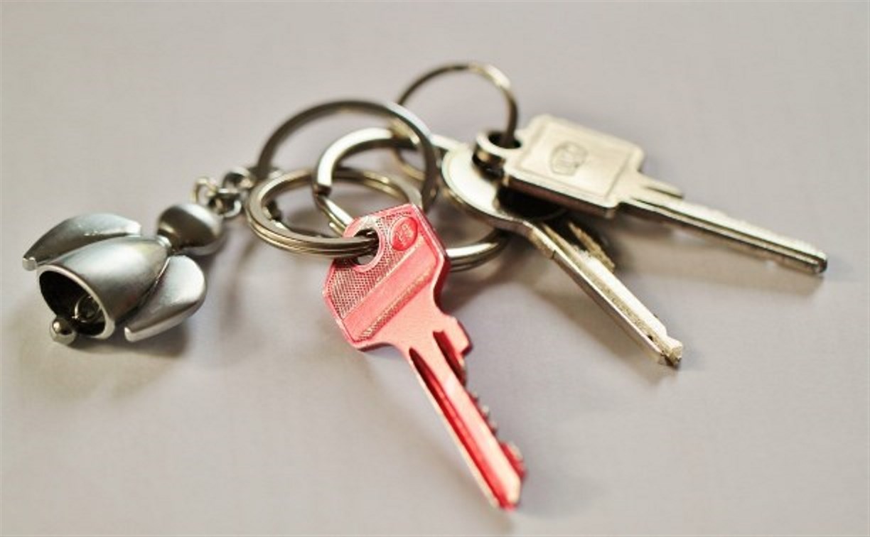 Сахалинец пожаловался в полицию на подругу, которая забыла отдать ему ключи от квартиры