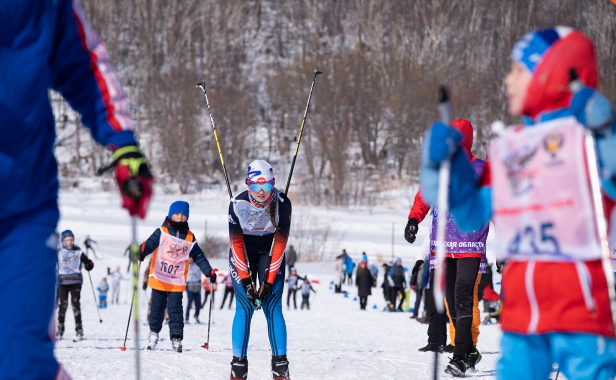 Больше двух тысяч сахалинцев вышли на старт «Лыжни России-2019»