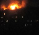 Жильцов четырехэтажки в Углегорске эвакуируют - горит крыша жилого многоквартирного дома