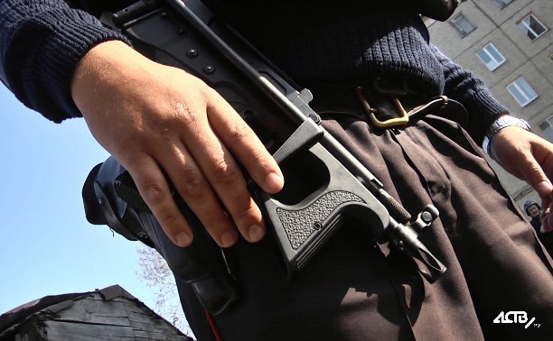 Стрелять в людей и вскрывать машины могут разрешить полиции