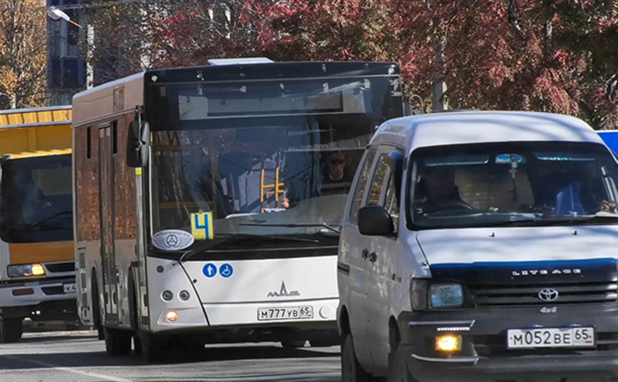 Корсаков и Раздольное на месяц соединят автобусным маршрутом
