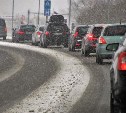 Пробки в Южно-Сахалинске утром 14 декабря: затор на Комсомольской растянулся на 1,8 километра
