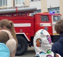 "Что-то горело в подвале": детей эвакуировали из лицея в Южно-Сахалинске