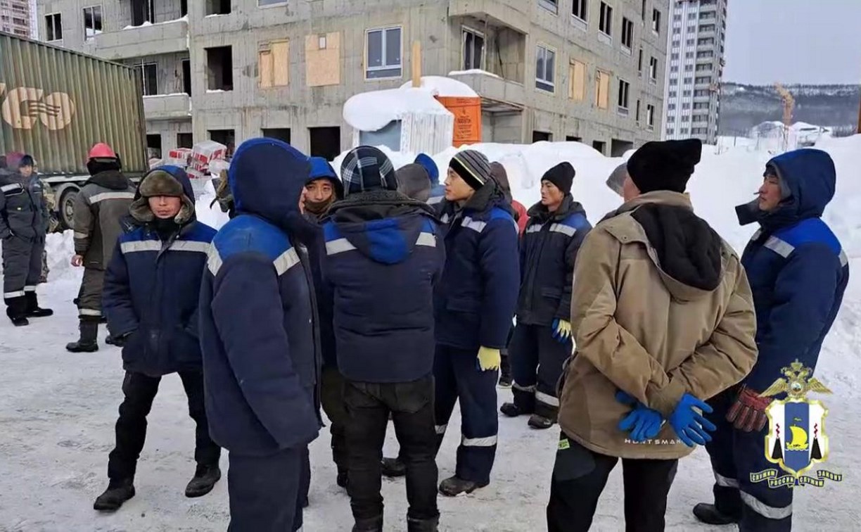 Более 70 нарушителей миграционного законодательства выявили на Сахалине - проверяли кафе, такси и стройки
