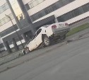 Последствия жесткой аварии на проспекте Мира сняли на видео в Южно-Сахалинске