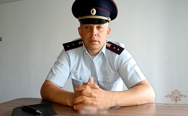 На Сахалине полицейский спас тонущую в море девочку