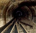 "Невероятно опасное место": в сеть выложили снимки из самой старой шахты Сахалина
