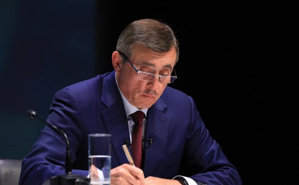 Правительство: всем, кто задал вопросы Валерию Лимаренко, уже дали ответы Правительство: всем, кто задал вопросы Валерию Лимаренко, уже дали ответы