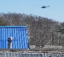 Вертолет с губернатором переполошил жителей Макарова