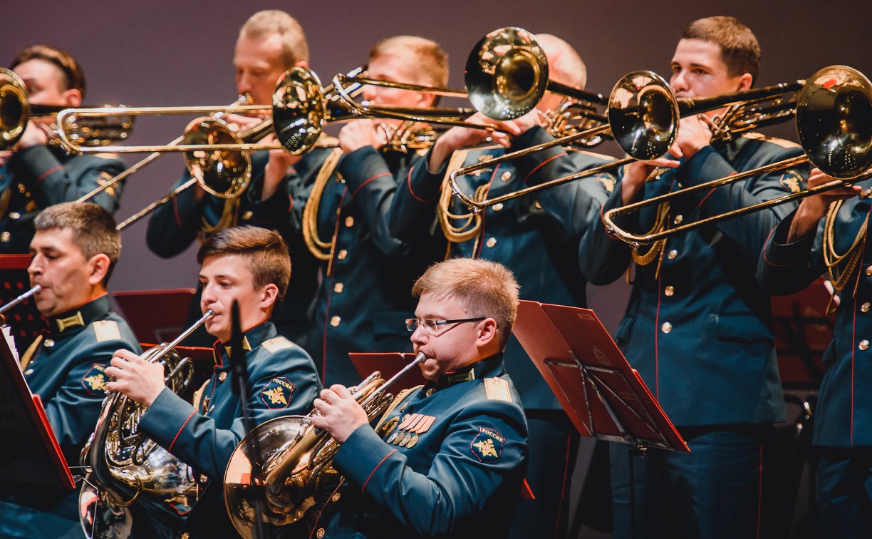 Военно-музыкальный фестиваль "Спасская башня на Сахалине" стартовал