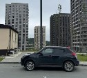 В ЖК "Уюн" неизвестный автомобиль повредил припаркованный Juke и скрылся - поиск очевидцев 