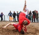 В Корсакове впервые прошел открытый турнир по пляжному самбо
