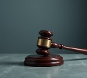 На Курилах военнослужащего осудили за превышение полномочий и обязали выплатить деньги госпиталю