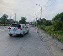 На Холмском шоссе столкнулись Toyota Passo и Toyota Corolla Fielder - розыск очевидцев