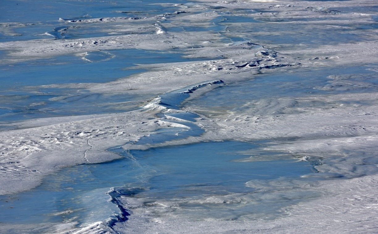 В сахалинском МЧС рассказали, на каком удалении от берега припай всё ещё устойчив