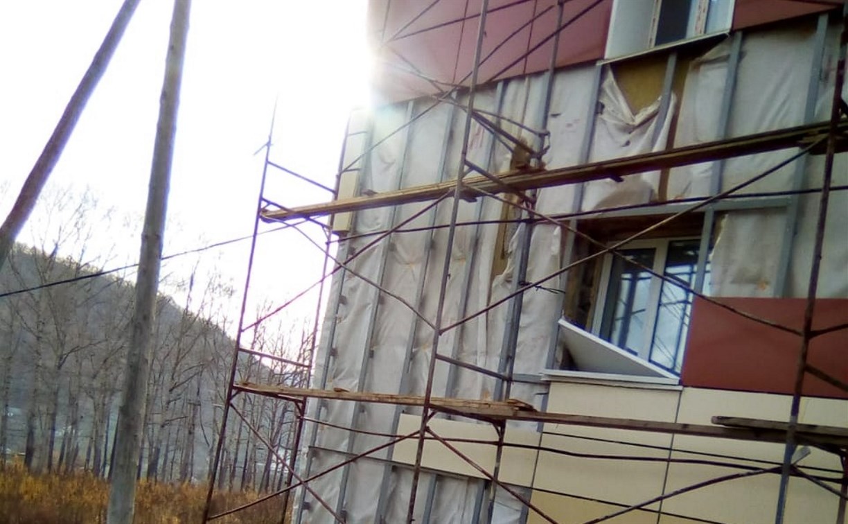 Жители Быкова жалуются на состояние местной поликлиники